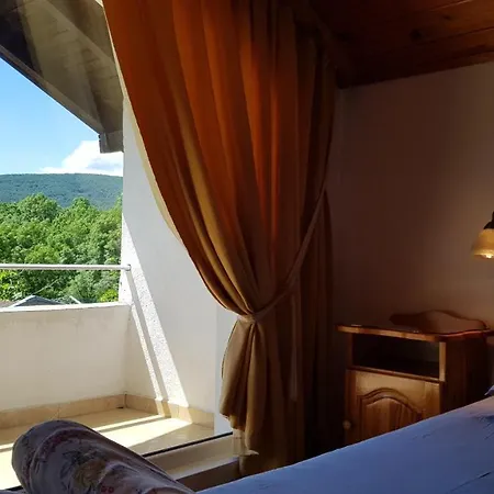 Βίλα Villa Velika